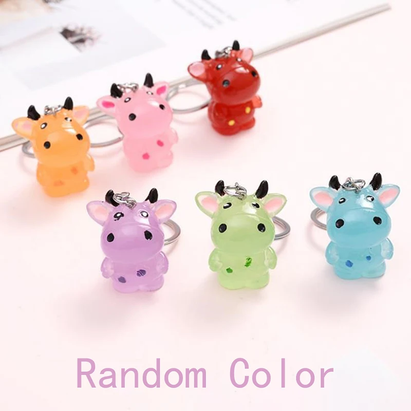 

1 x Cute Cow Keychain Alloy Key Ring Cartoon Animal Bag Pendant 2021 Year Of The Ox New Year Gift Key Chains