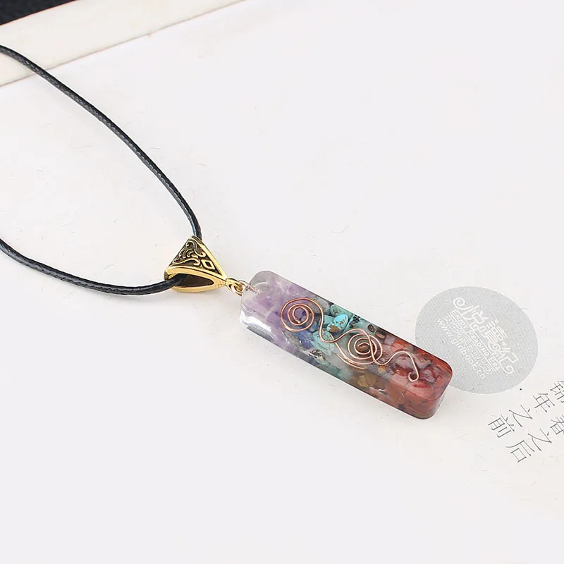 

1 Pcs High Quality Natural Quartz Stone Pendant Necklaces Vintage Fashion Crystal Gilded Necklaces Women And Man Reiki Therapy