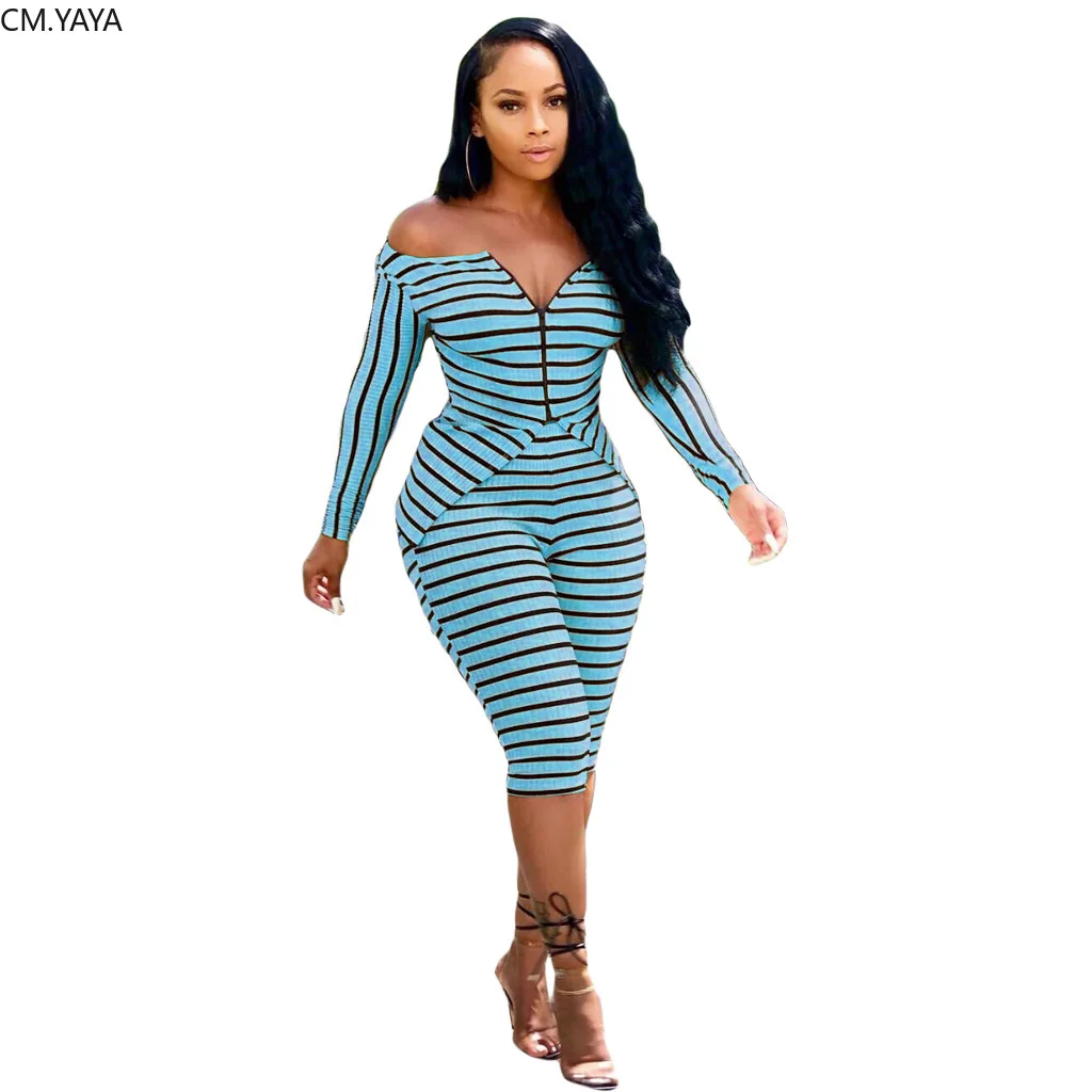 Осенний вязаный женский комплект в полоску с открытыми плечами на молнии длинным