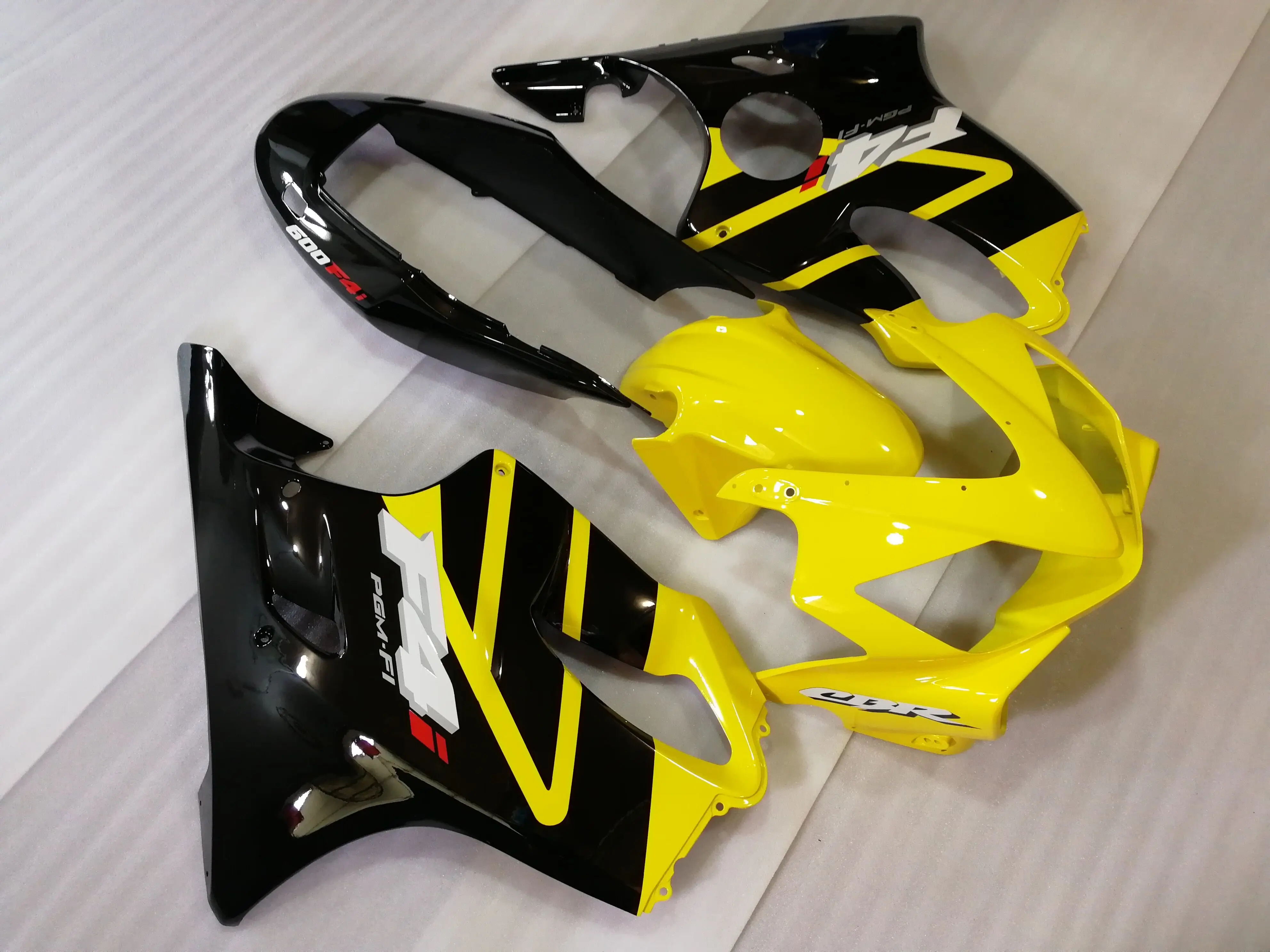 ABS Пластиковый обтекатель для Honda CBR 600 F4i 04 05 06 07 желто черные Обтекатели CBR600F4i 2004 2007