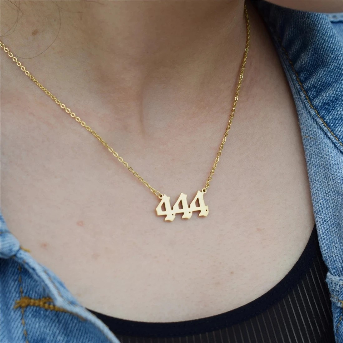 

Stainless Steel Devil Pendant Necklace 111 333 555 777 999 222 666 888 444 Angel Number Choker Simple Jewelry Gift For Women