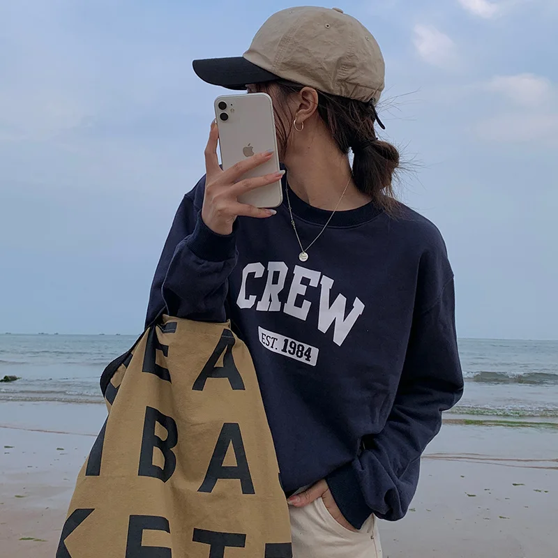 

Gray Sweater Women's Loose Thin round Neck None