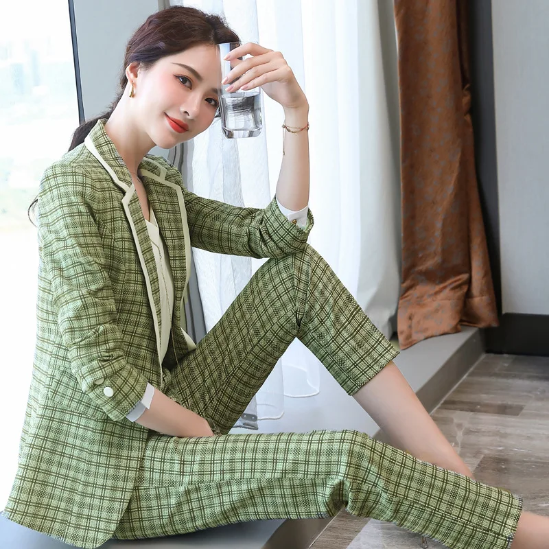 Женский облегающий клетчатый костюм с брюками Осень-зима 2020 деловая одежда в