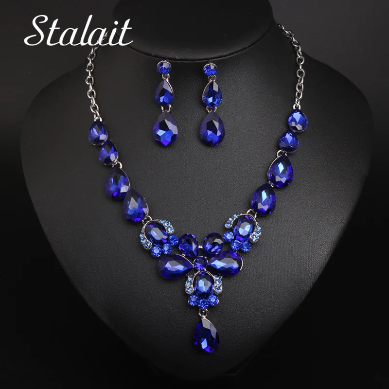 Комплект из колье и серёг с кристаллами|Ювелирные наборы для невесты| |