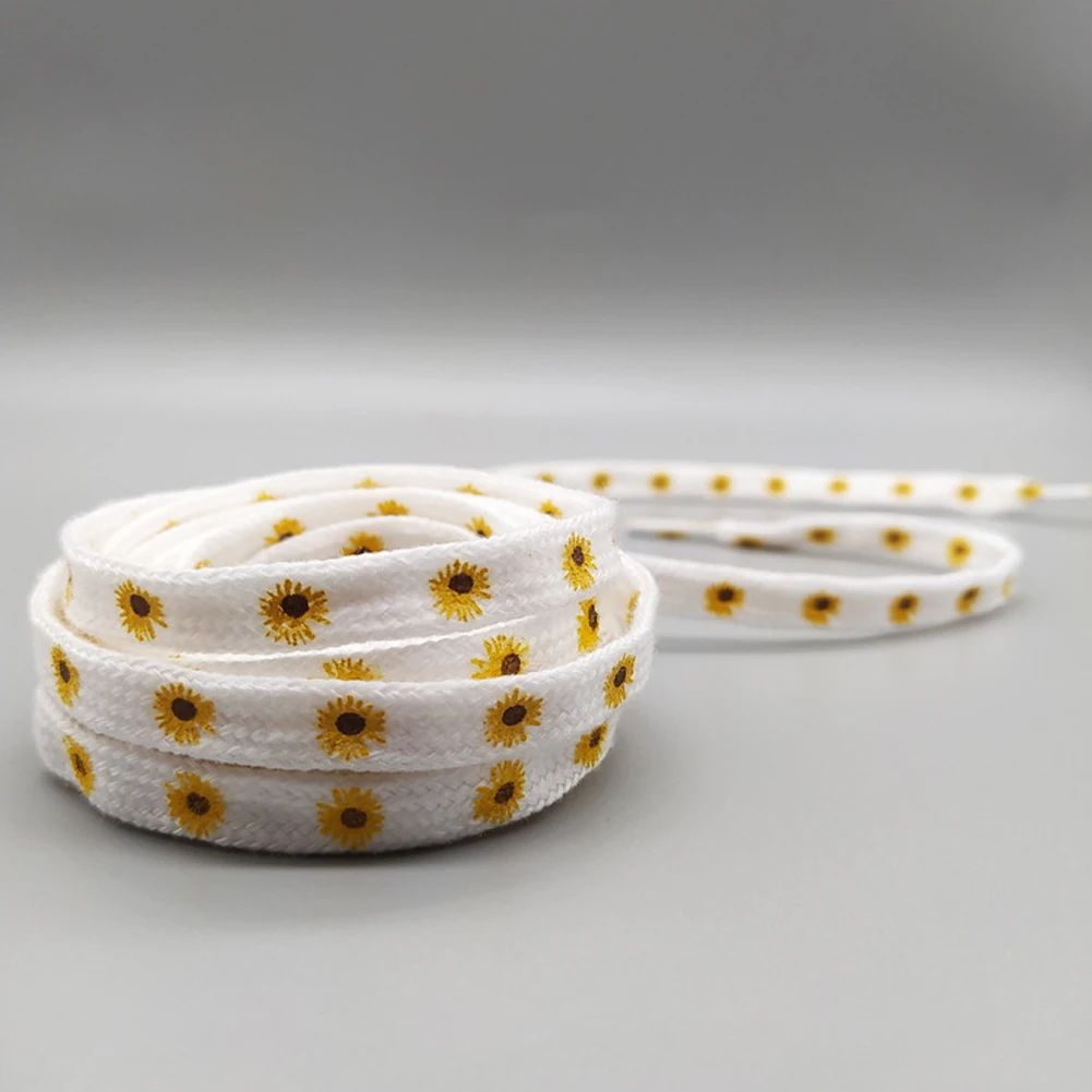 

1 Pair Individual Pattern High-top Canvas Sneakers Shoelaces Little Daisies Cartoon Printing Fashion Women Men Shoelaces