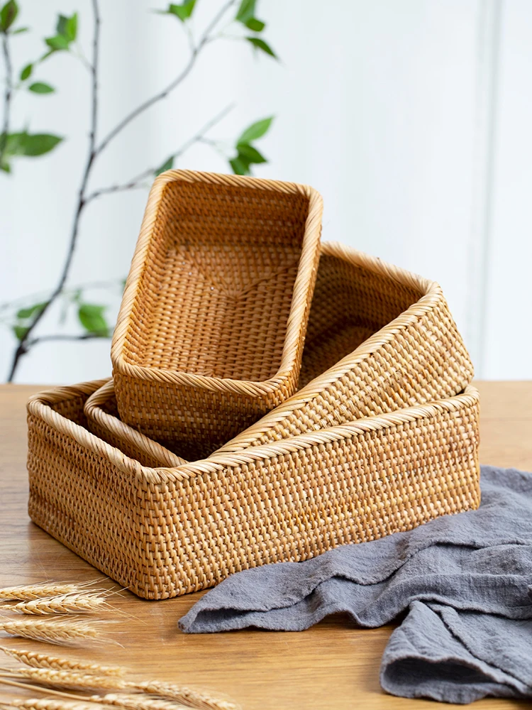 

Hand Woven Rattan Storage Basket, Outdoor Picnic Biscuit Bread Storage Basket, Square Woven Basket