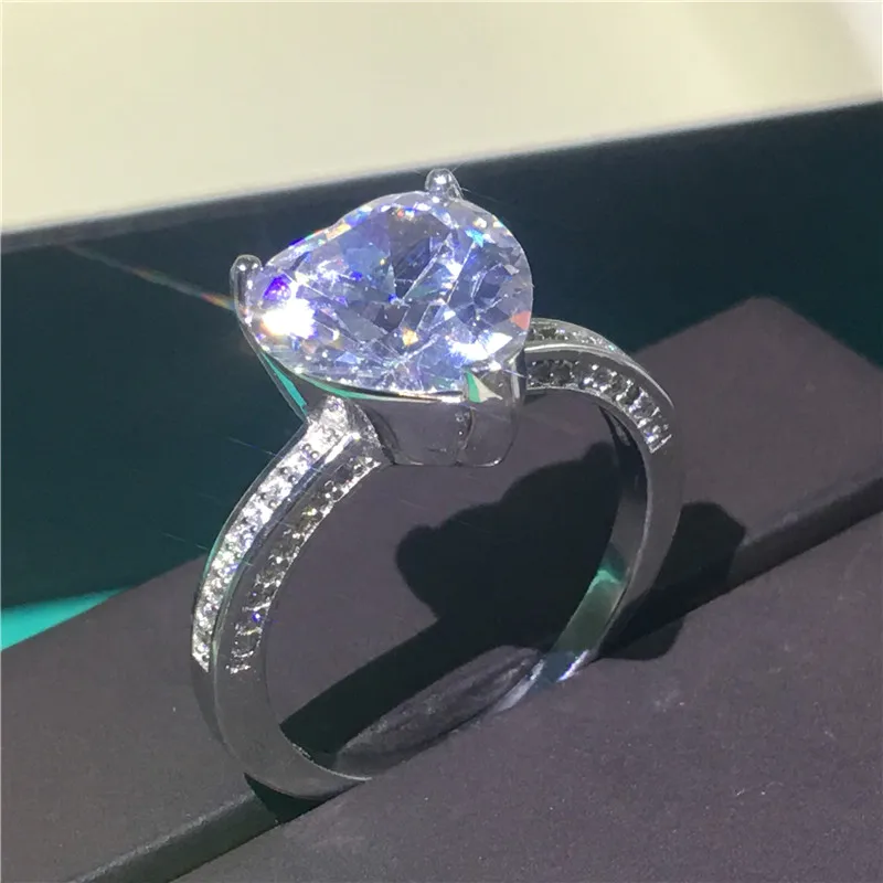 Кольцо женское из серебра 925 пробы с фианитами AAAAA 10 мм | Украшения и аксессуары