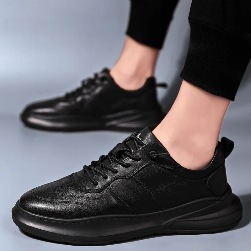 

Brand Design Men Fashion Shoes Casual Men Leather Shoes Young Lace Up Sneakers Soft Breathable Male Trainers Zapatillas Hombre