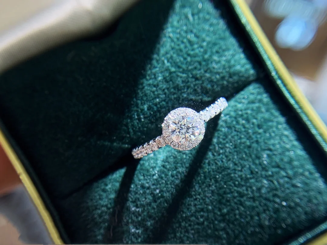 

Кольцо из настоящего белого золота с бриллиантами 18 К, 0,3 карат, FG, цвет SI, круглое обручальное кольцо с натуральным бриллиантом, боковой каме...