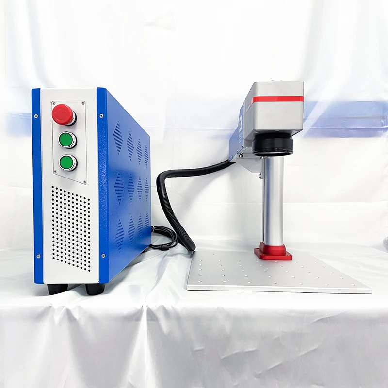 

50W RAYCUS Laser Marking Machine Engraves Metal Inscriptions The Cheapest