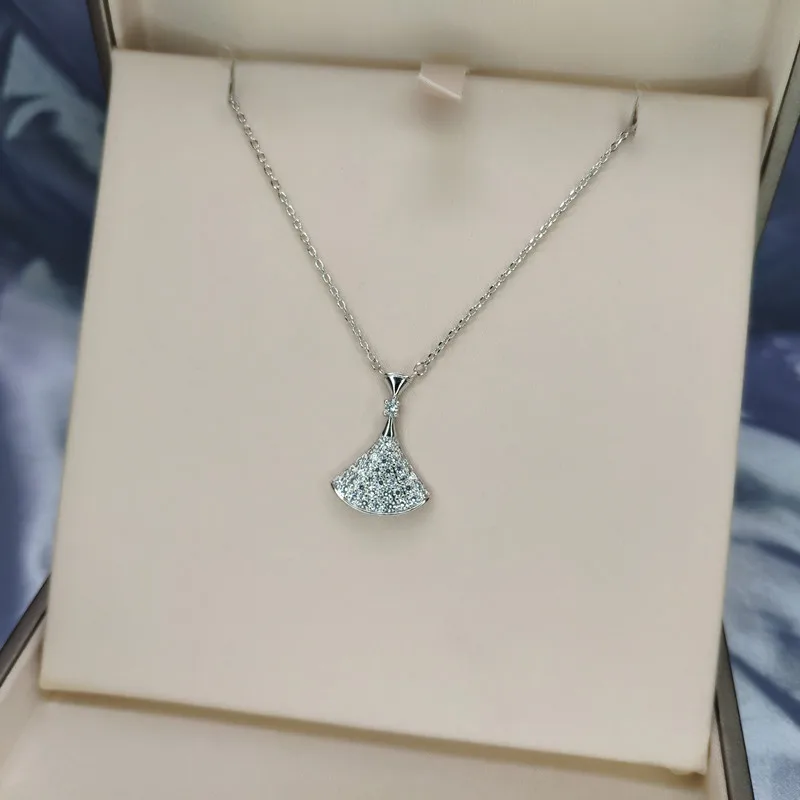 

New Full Zircon Fan Skirt Nobility Classic Fine Jewelry Necklace Pendant Neck Chain Fashion Accessories Jewel 2 Color