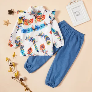 Toddler Girl Floral Top and Denim Pants Set Toddler Girl Floral Top and Denim Pants Set