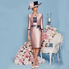 2021 Розовые атласные платья для матери невесты и жениха из 2 предметов с кружевным жакетом длиной до колена, Формальные Вечерние платья для свадьбы и вечеринки