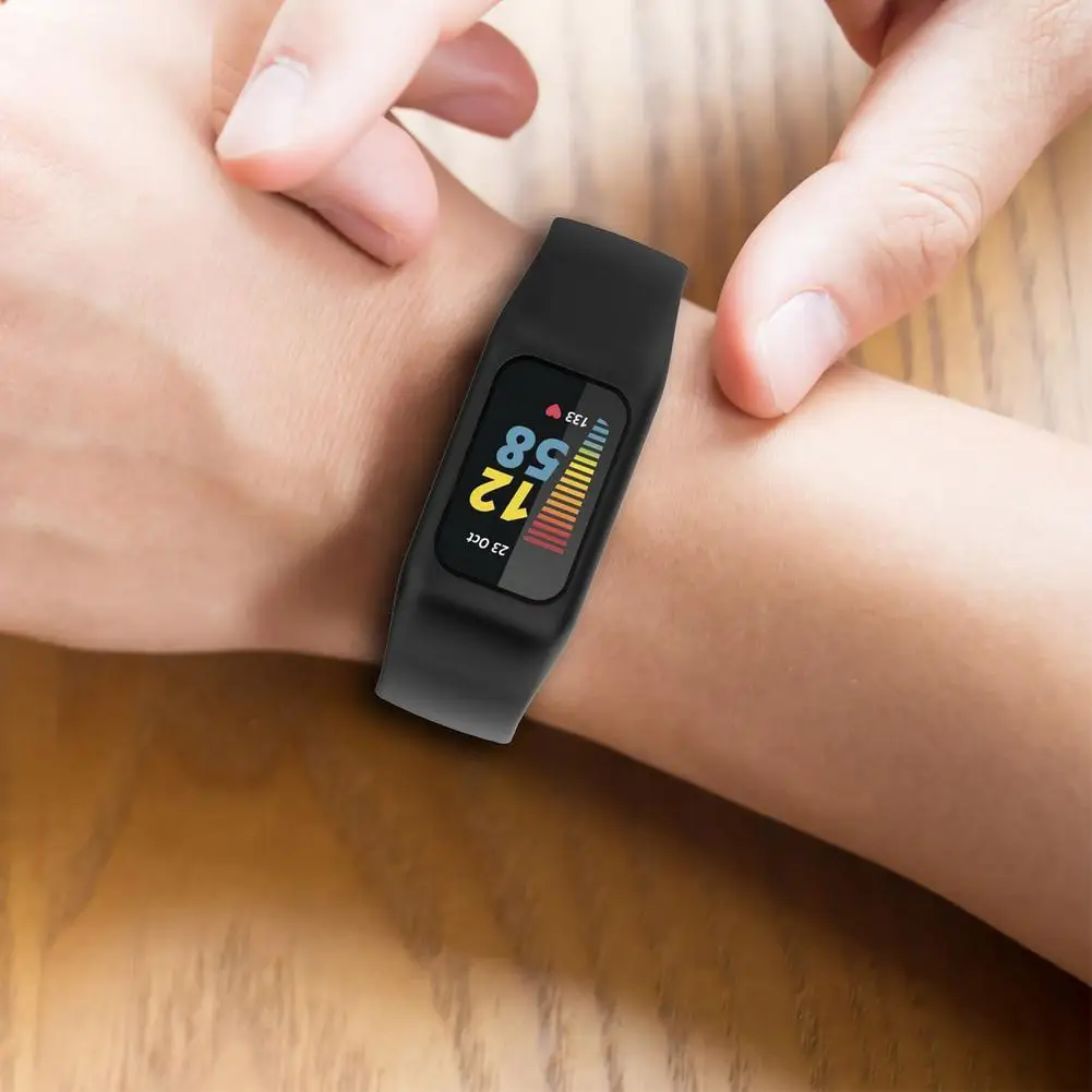 Воздухопроницаемые ремешки для умных часов Fitbit Charge 5 сменный мягкий силиконовый