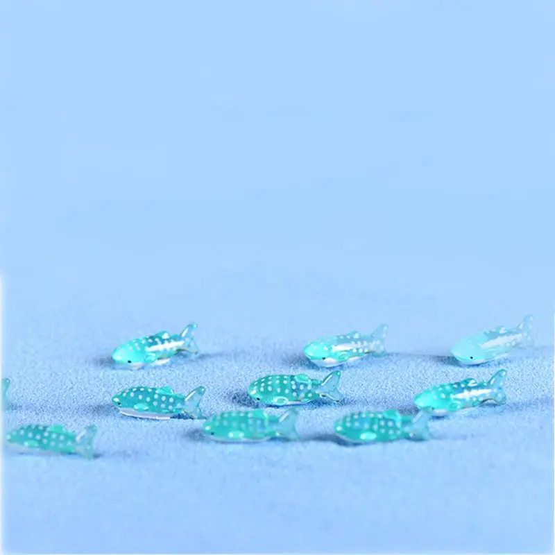

6pcs/lot Mini Cute Doll Spot Shark Fish Figurine Miniature Fairy Action Toy 40JC