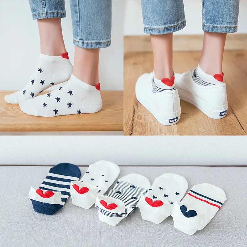 

5Pairs New Arrivl Women Cotton Socks Pink Cute Cat Ankle Socks Short Women Socks Casual Animal Ear Red Heart Gril Socks 35-40