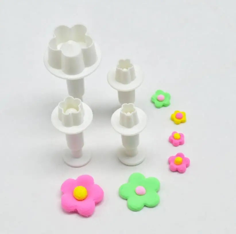 

4Pcs/Set Plum Blossom Flower Plunger Fondant Cutter Sugar Craft Cake Decorating Tools DIY Cookie Stamper Baking Accessories