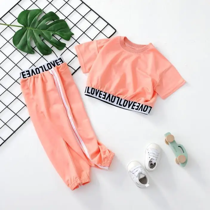 

2021 Girls Fashion 2pcs Suit Baby Kids Children Clothing Set Including T-shirt+ Pant