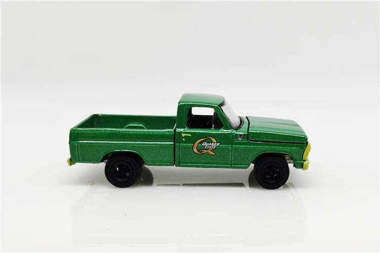 Greenlight 1:64 1969 Ford F100 Quaker State Green без коробки| |