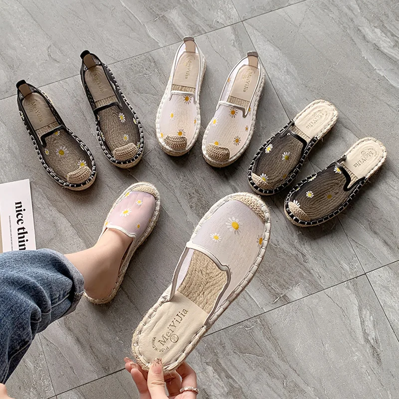 

Korean Shoes Casual Female Sneakers Espadrilles For Women Soft Slip-on Round Toe All-Match 2021 Summer Slip On Breathable Lace-U
