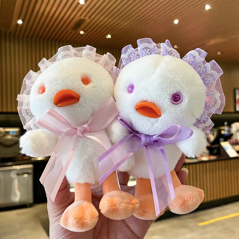 

2021 Plush Duck Toy Doll Cartoon Keychain Female Creative Small Doll Car Key Pendant Jewelry Key Ring