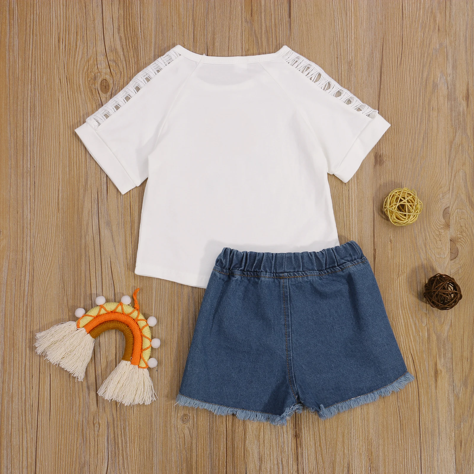 

Infant Kids Baby Girls Casual Two-piece Clothes Set, Floral Printed Pattern Short Sleeve Tops and Elastic Waist Shorts