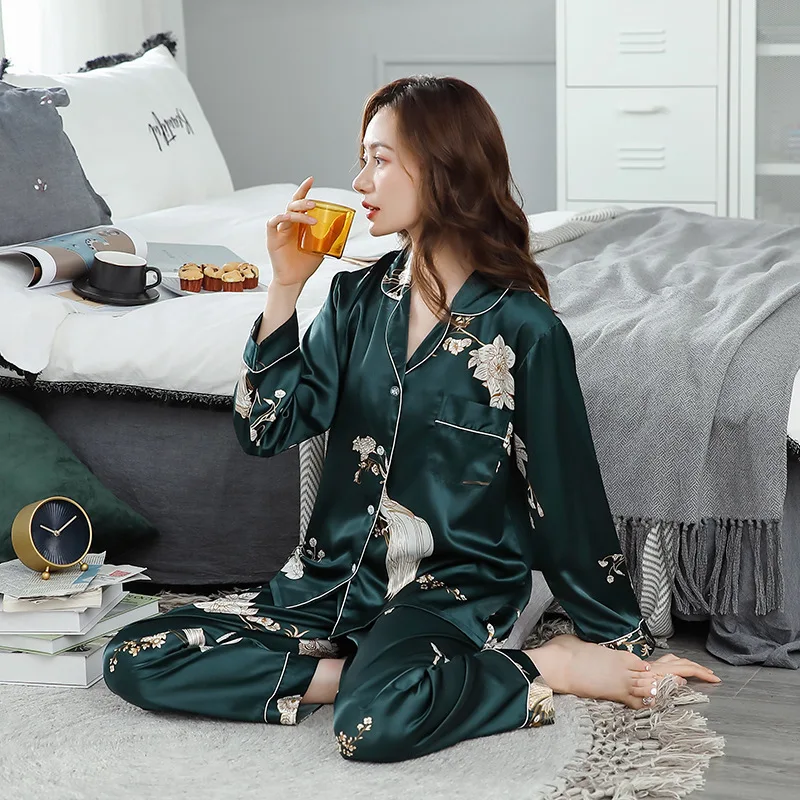 

Silk Woman Pyjamas Set Pajamas Ladies Pijama Underwear Set Spring And Summer Long-Sleeved Trousers Size 2XL Printed Home Service