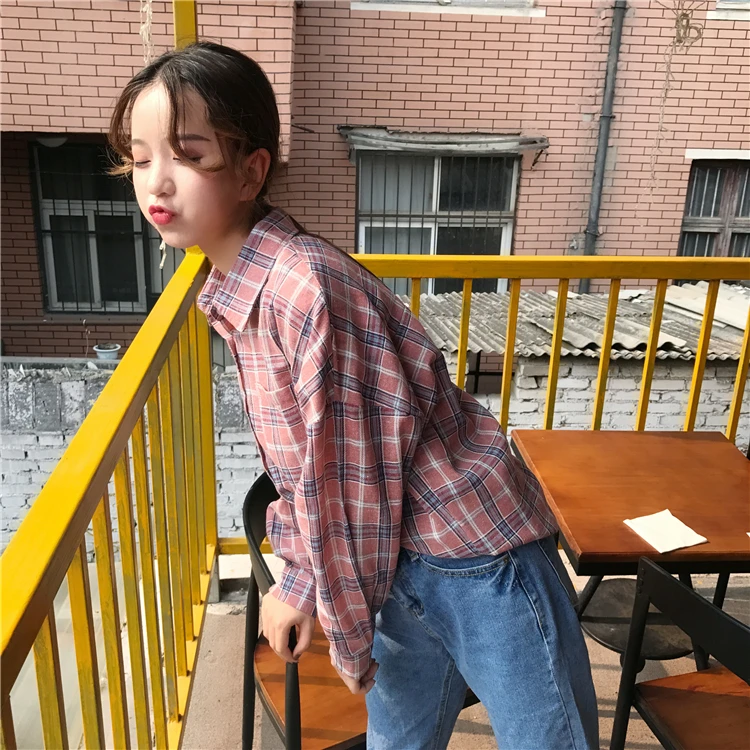 Женская клетчатая блузка с карманами универсальная Свободная рубашка в