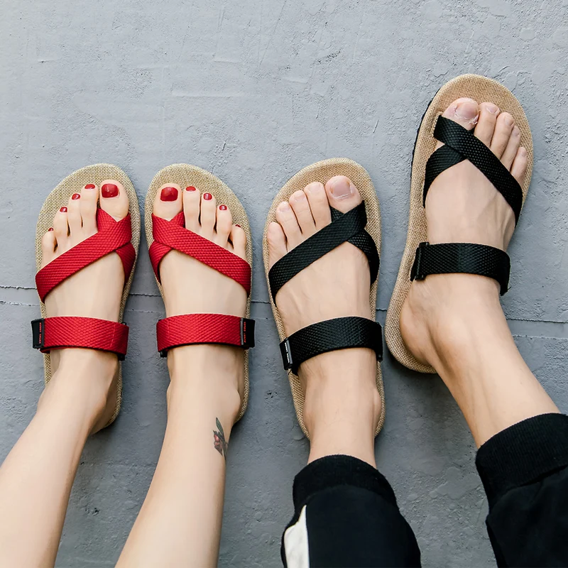 

Rubber Flip Flops Low Flat Shoes Female Ladies' Slippers Luxury Slides Summer Clogs Woman Hawaiian Designer Soft Beach Hoof Heel