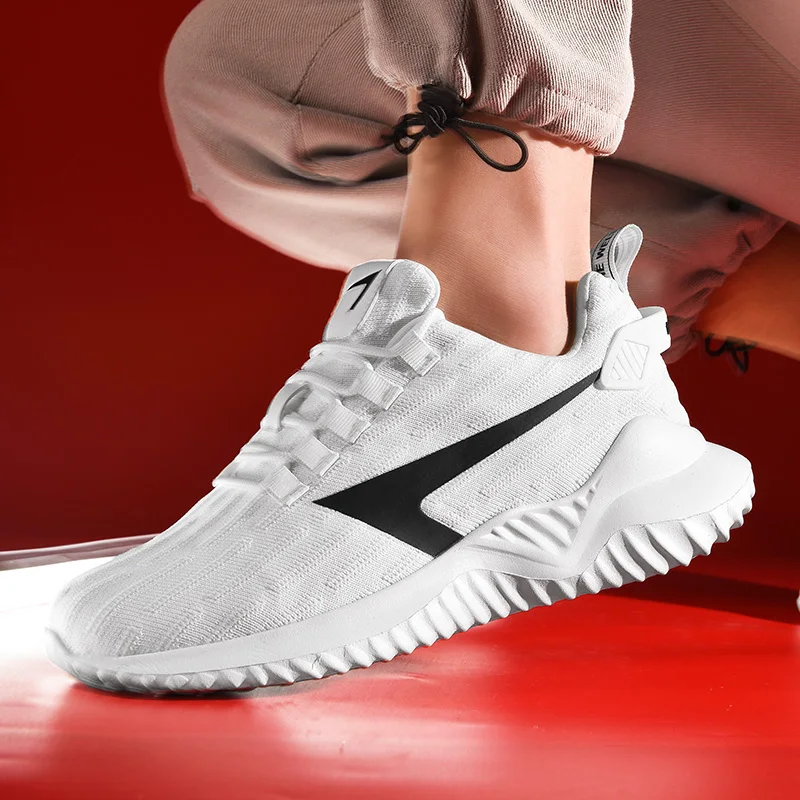 

CYYTL Men's Trail Running Shoes Lightweight Breathable Walking Shoes Non-Slip Shoes Road Running Tenis Masculina