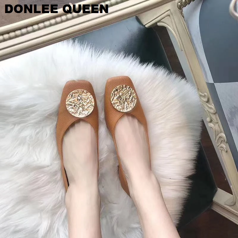 Брендовые туфли на плоской подошве с металлической пряжкой женские низком