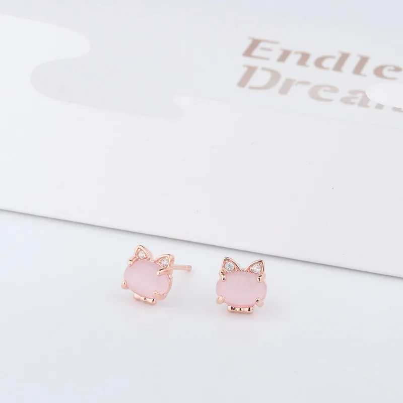 Популярные серьги-Коты из серебра 925 пробы с мозаикой нефрита и кристаллами