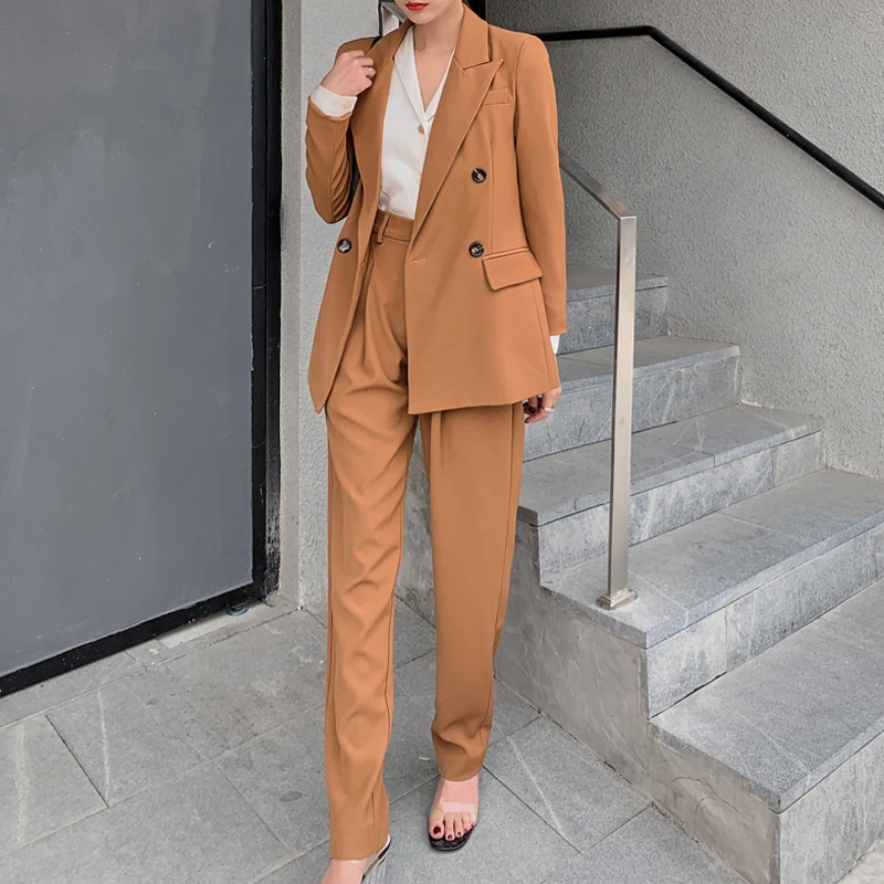 Костюм женский офисный из двух предметов модный однотонный Блейзер и брюки