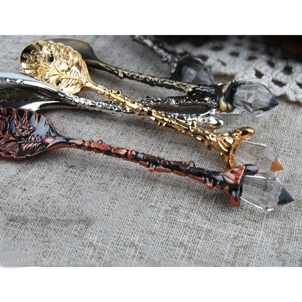 Винтаж резные с украшениями в виде кристаллов и цветов Кофе Чай ложка для