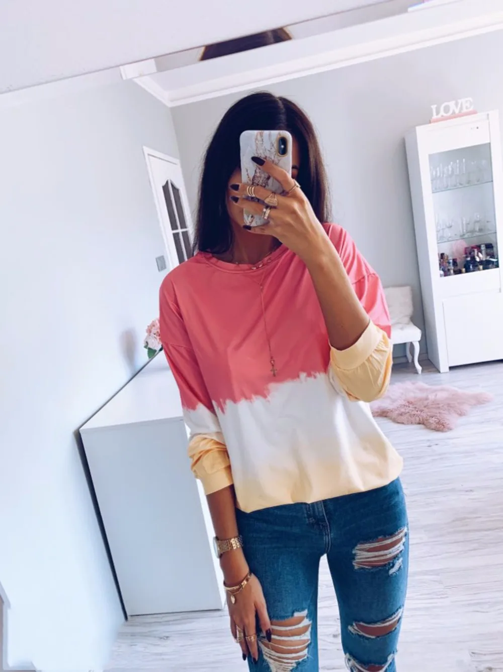 LZEQuella Women Autumn Winter Gradient Color Print Hoodies Sweatshirt Casual O Neck Long Sleeve Pullovers Female Tracksuit Top