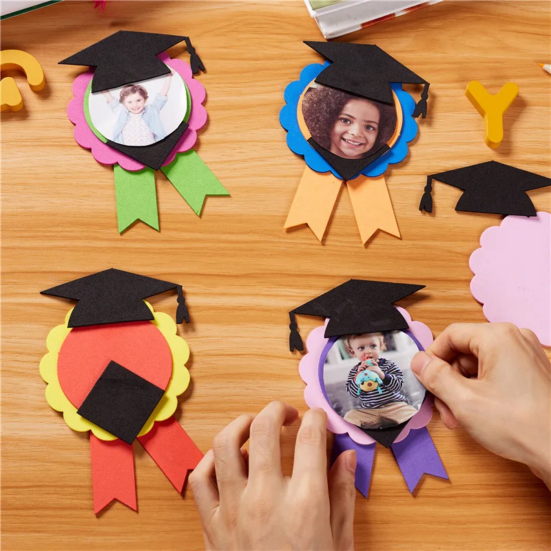 

Kindergarten Graduation Gifts Children's Handmade Diy Creative Graduation Award Medal Medals Homemade Materials Children Crafts
