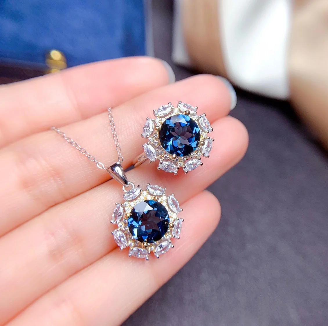 

New Firework Cut Double Color Silver Inlaid Gemstone Ring Pendant Necklaces Sky Blue Topaz Wedding Jewelry Set for Women Choker