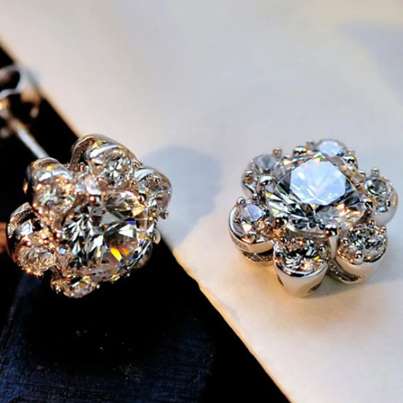 

New Hot Fashion Silver Color Hoop Earrings Flower Cluster Clear Crystal Zirconia Earring for Women Party Jewelry Brincos