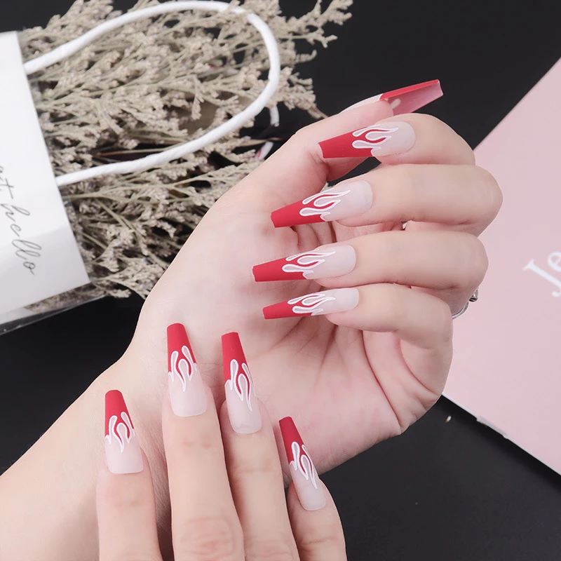 

24pcs Nail Art Fake Nails Stiletto Tips Clear Press on Long False with Glue Coffin Stick Display Full Cover Artificial Designs