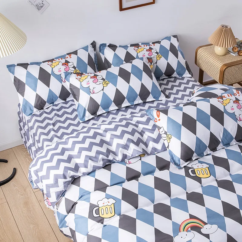 Комплект постельного белья в клетку с радужным единорогом | Дом и сад