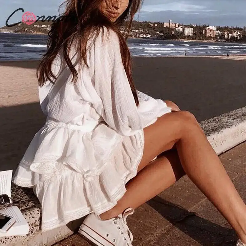 ConmotoБелая кружевная юбка в воланами короткая повседневная модная горошек для