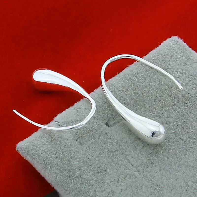 

MUYE Fashion 925 Silver Water Drop Stud Earrings Ear Hook for Women's Girl's Charm Jewelry Wholesale Xmas Gift
