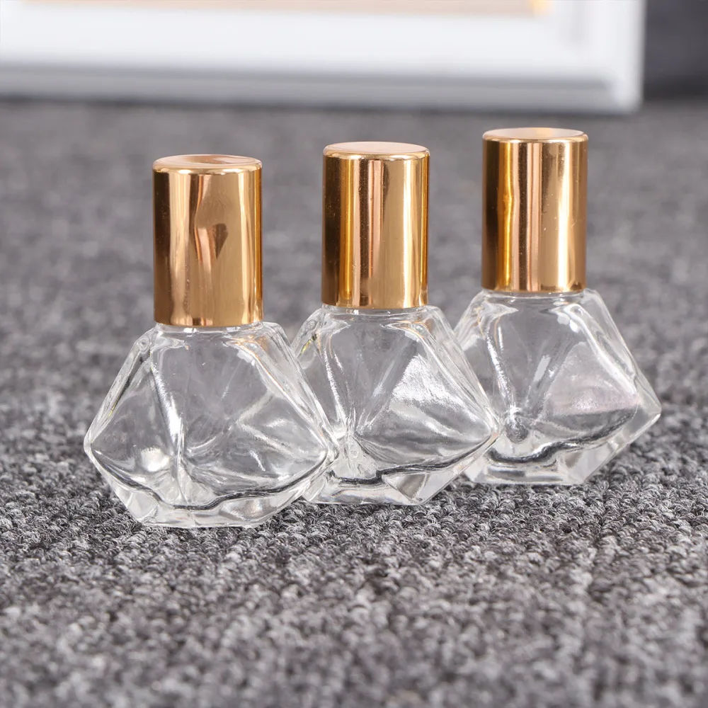 

8Pcs 5ml Glass Essential Oil Bottle Rolling Bottles Perfume Bottle Empty Bottles Subpackaging Bottles with Lid