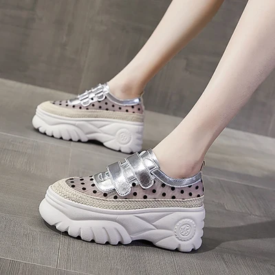 

2021 spring, summer and autumn new casual thick-soled mesh breathable wild velcro sports large size old flat shoes