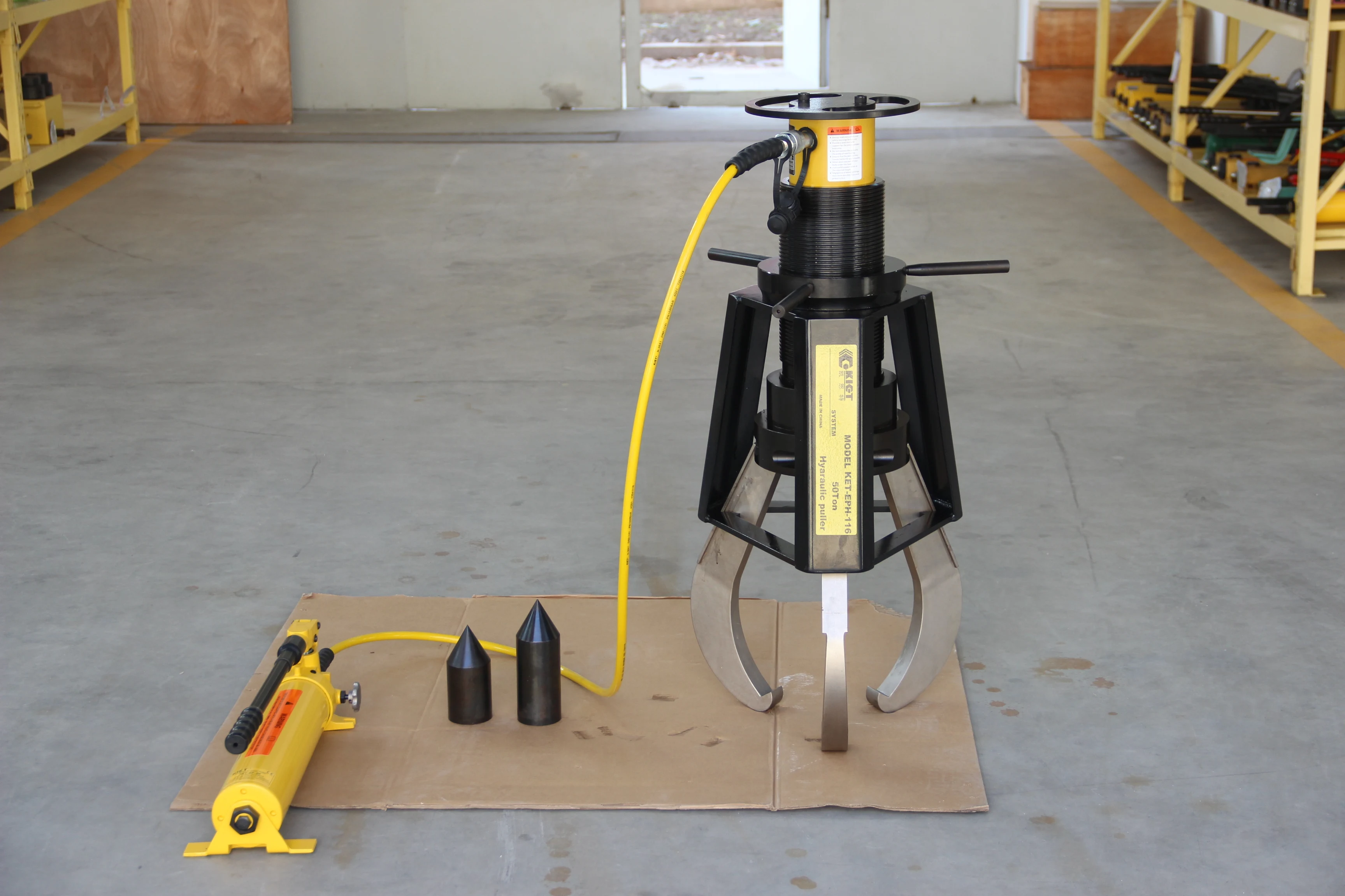 

3-Arm Hydraulic Bearing Puller Set