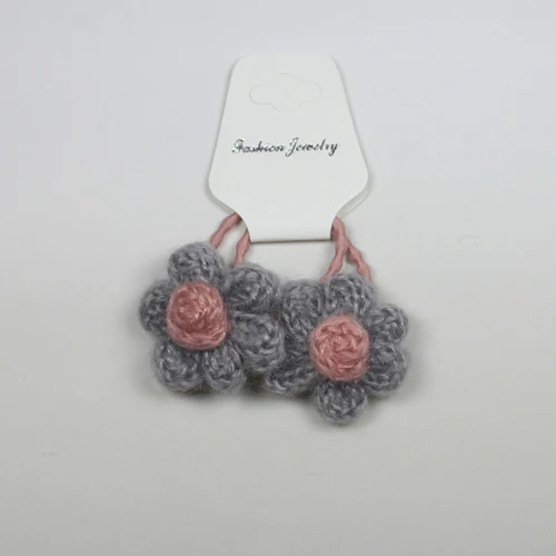 Grey Flower 2 шт./партия, зимний детский вязаный цветок, пушистые круглые помпоны для волос, помпон для волос, резинки для волос, конский хвост, держатель HB038 - Цвет: Grey Flower