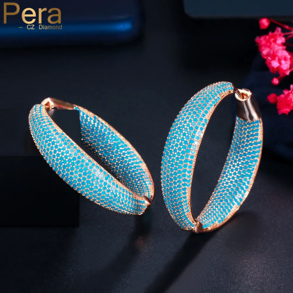

Pera Punk Full Light Blue CZ Stone Pave Setting Large Chunky Circle Round Huggie Hoop Earring Gold Plated Jewelry for Women E737