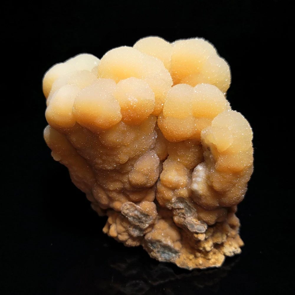 

678g Natural Calcite Mineral crystals specimens form wenshan yunnan PROVINCE CHINA A2-6