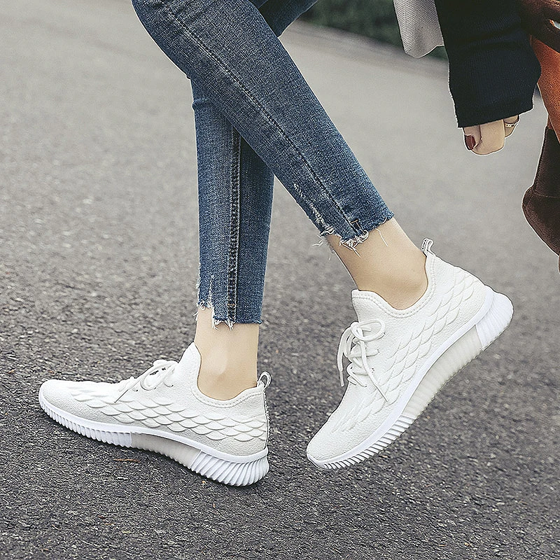 

Dropship Flats Running Shoes Breathable Women Sock Sport Sneakers Lace Up Light Walking Shoes Outdoor Footwear