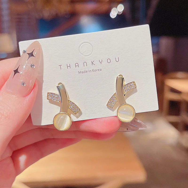 

925 Silvers Needle Fashion Temperament Gem Dangle Earrings Female Diamonds Shiny Boho Gold Plated Jewelry Women